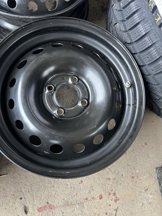 Felgi stalowe 4x100 15”  Renault