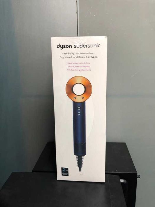 Suszarka do włosów Dyson Supersonic HD08