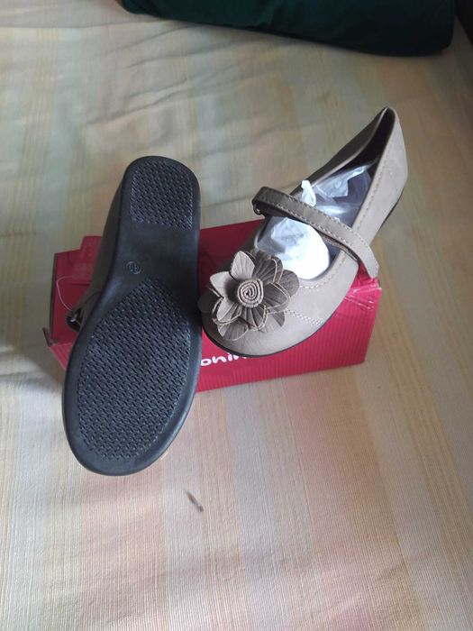 sapato de menina em pele numero 30