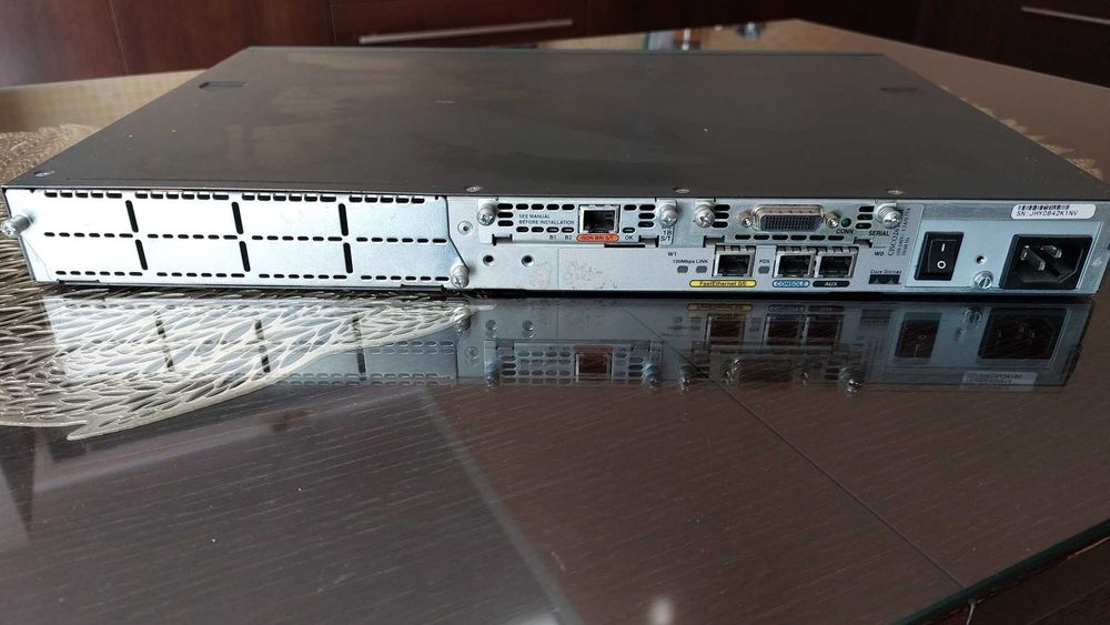 Router Cisco 2610XM