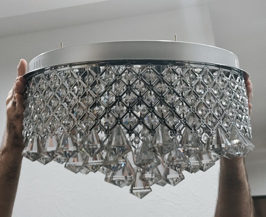 Srebrna lampa z diamentami 45cmx45cm