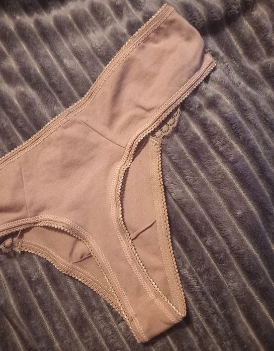 Majtki stringi piękne XS S M