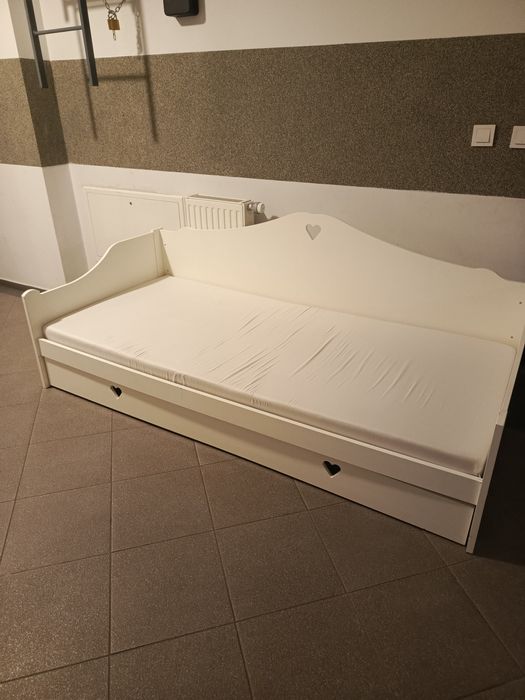 Zestaw mebli dla dziecka / meble / dziecko / młodzież / biurko / łóżko