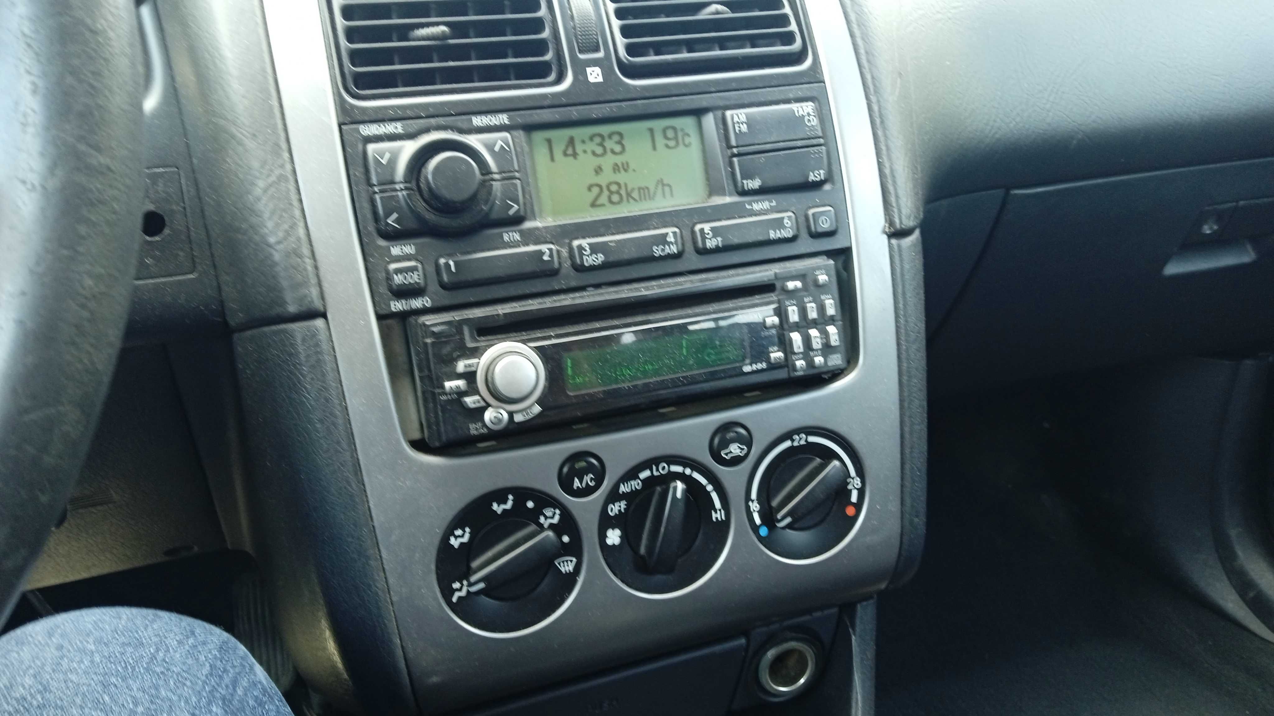 Toyota Avensis 1,8 VVTi + Gaz / Klimatyzacja