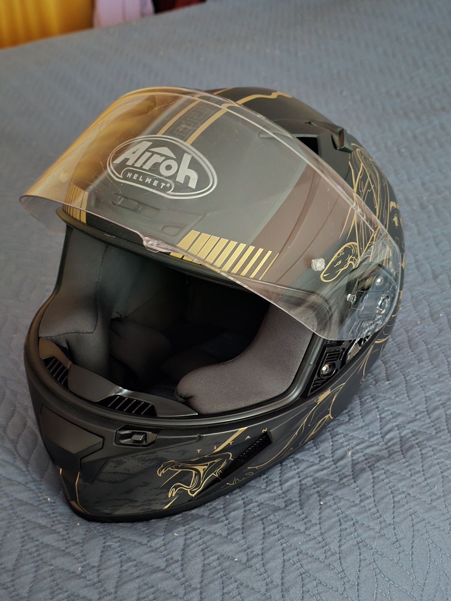 Capacete Airoh Connor Titan Matt