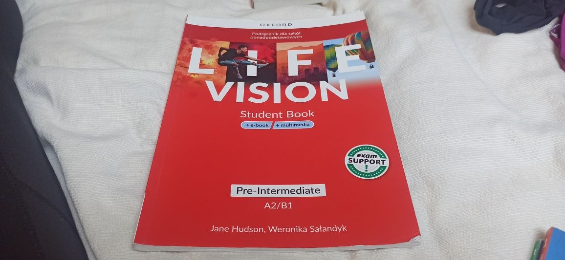 Life visuon student book Pre- Intermediate A2/B1