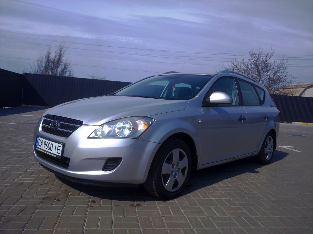 Kia ceed 2009 року, бензин, 1.4, в гарному стані