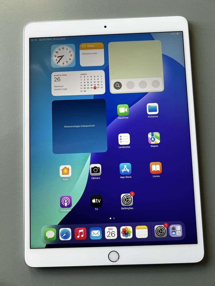 Apple iPad Air 10.5” 3a Geração 2019 com 256GB