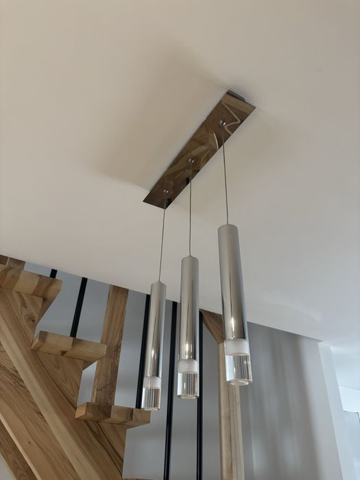 Lampa z 3 światłami