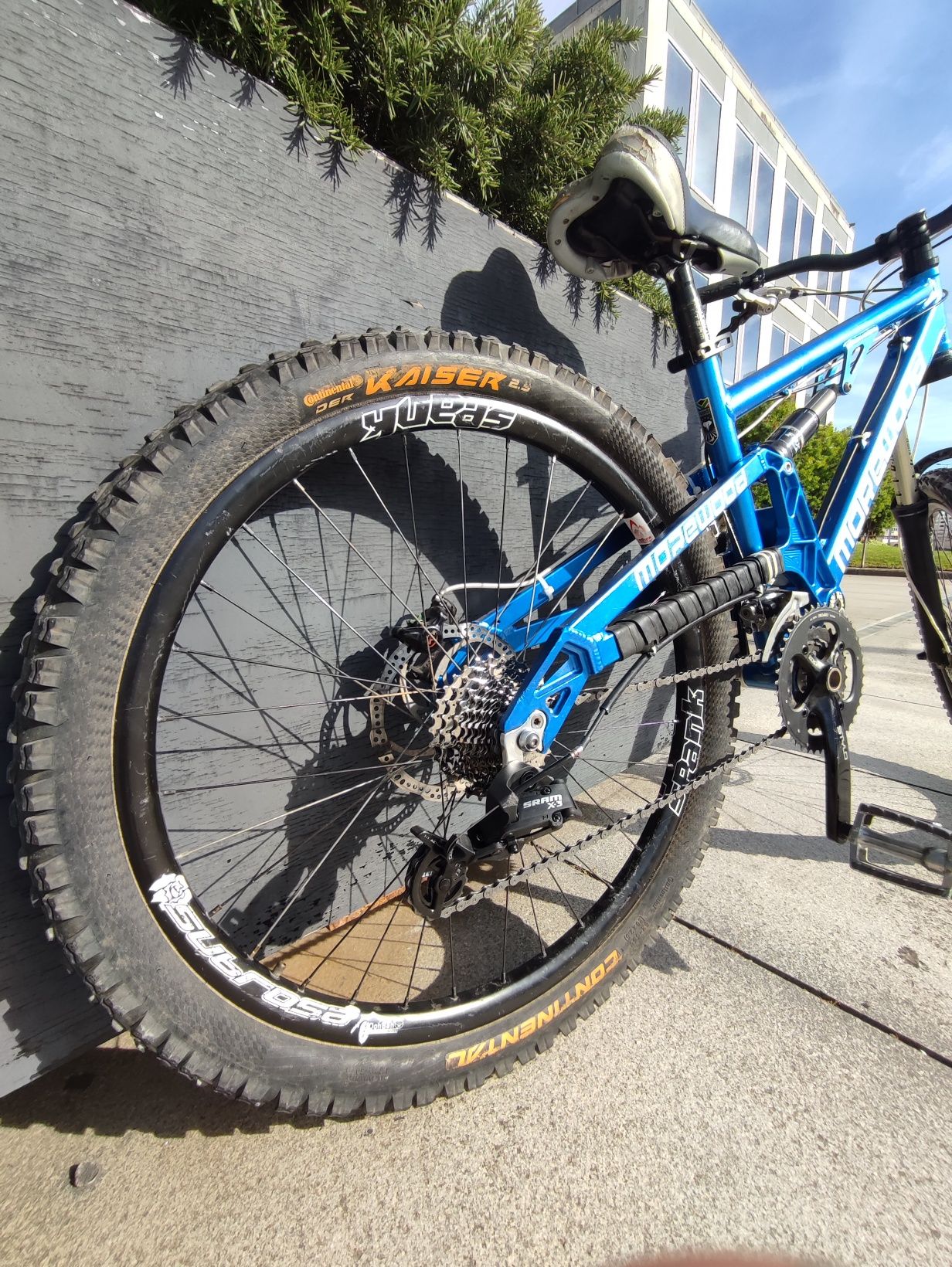 Bicicleta enduro/downhill Morewood