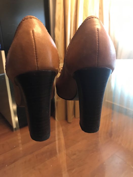 Sapatos camel Lanidor T36