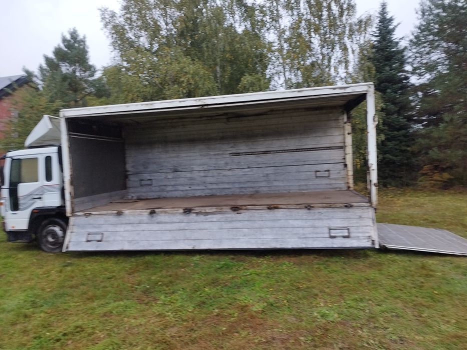 Kontener otwierane boki ściany 6.40m wystawka sklep rampa