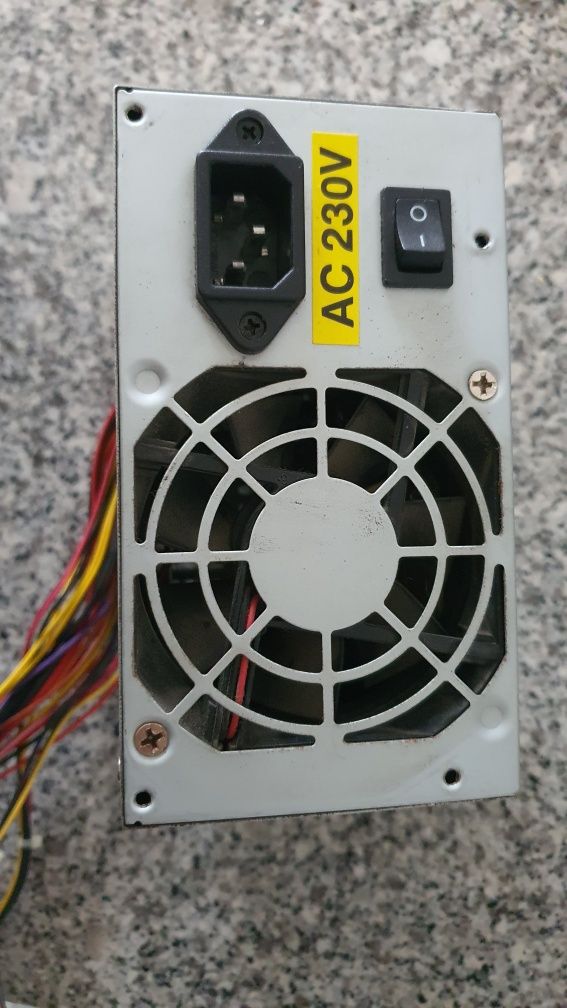 Fonte de Alimentação ATX 450W