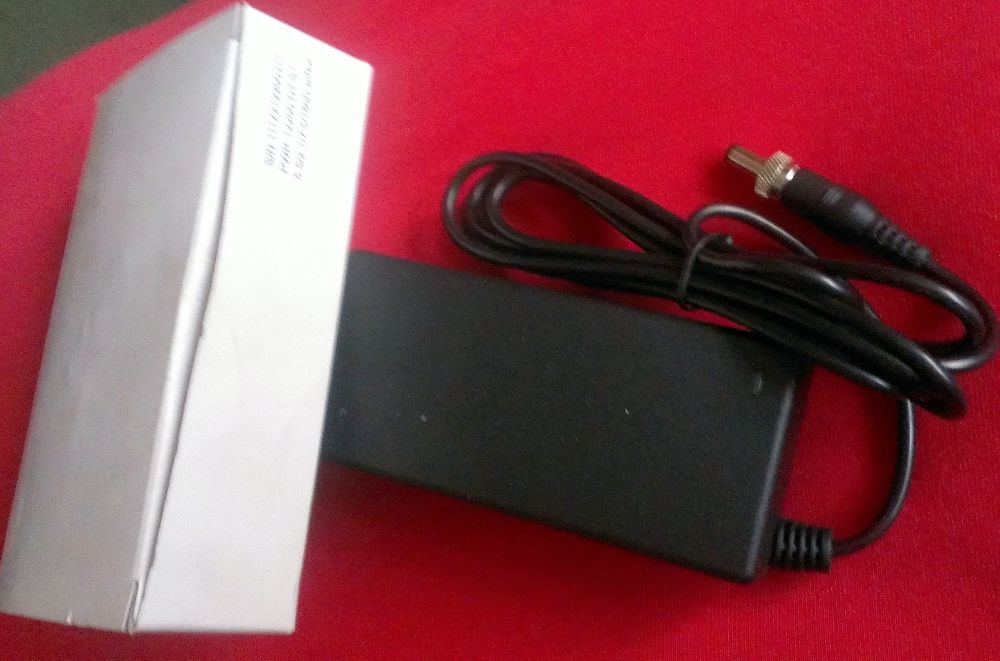Zasilacz PWR-12200-DT-S1