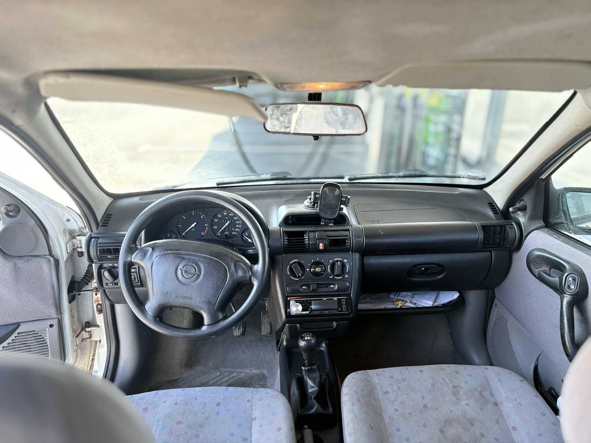Opel corca B 1.15  turbo