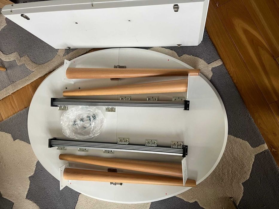 Stół okrągły rozkładany