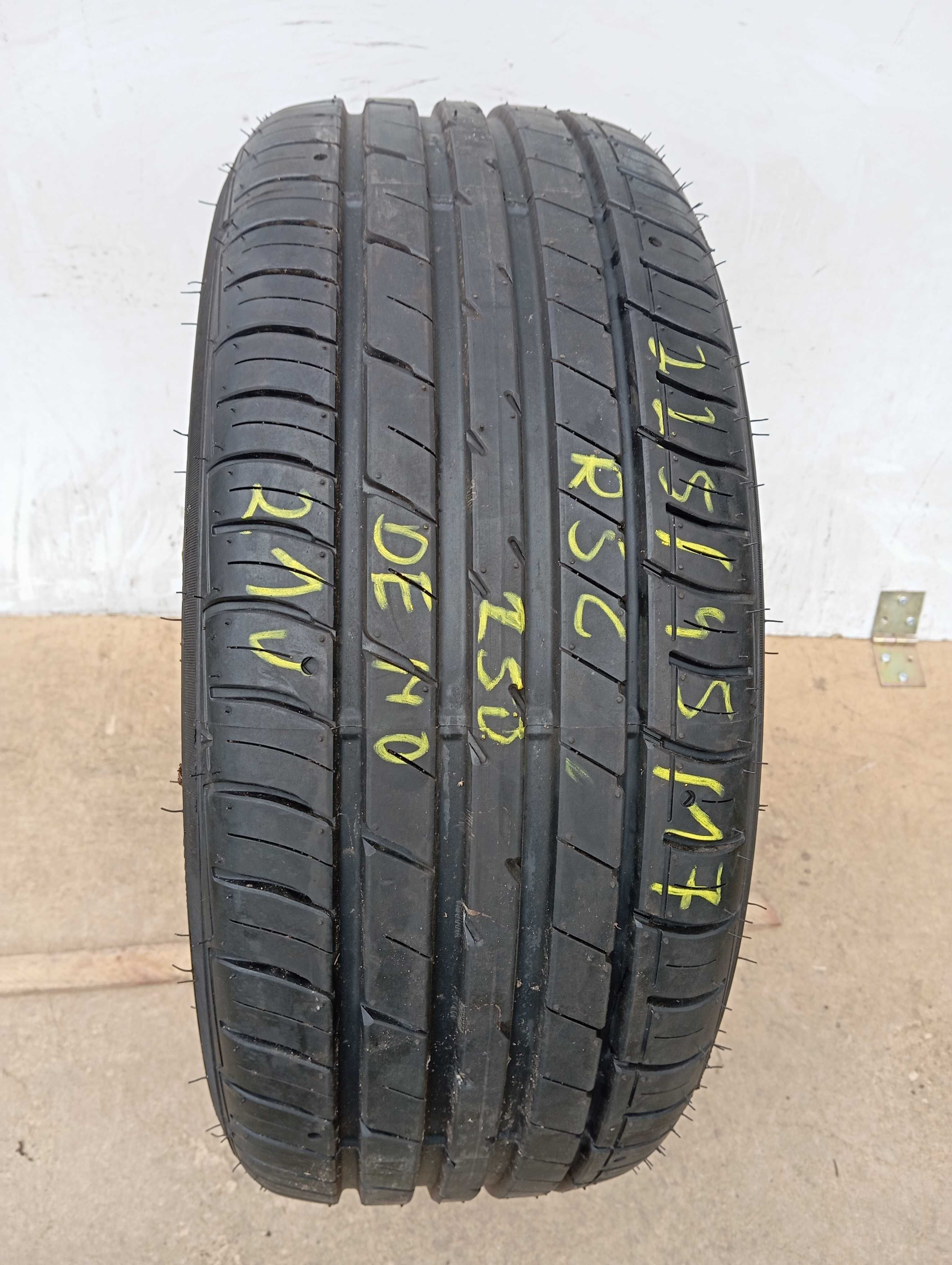 1x 225/45 R17 RSC 91W Falken ZIEX ZE914, 2021r 8,0mm