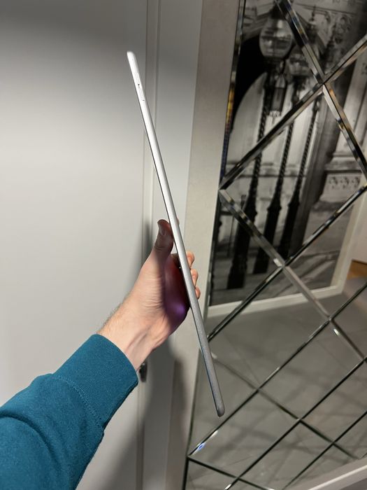 iPad Pro 12.9 32gb Silver Wifi  планшет з гарантією АКБ 92