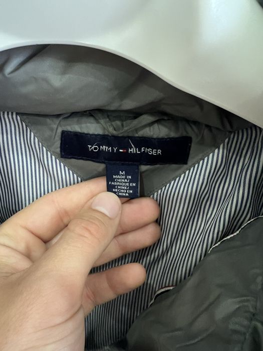 Пуховик, пухова куртка tommy hilfigef