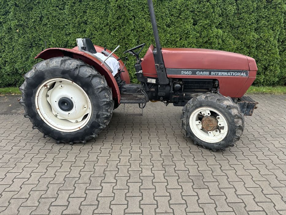 traktor case 2140 (ciagnik sadowniczy)