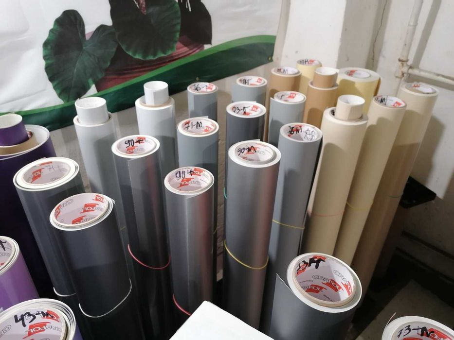 Виниловая пленка Оракал. Самоклейка