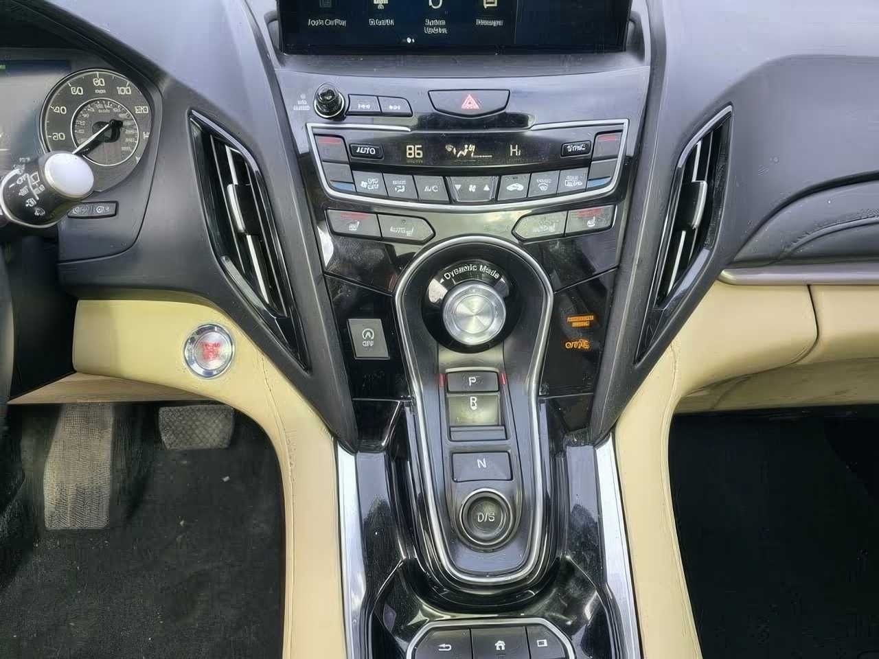 2019    Acura RDX