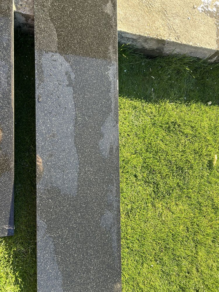 Parapety granitowe