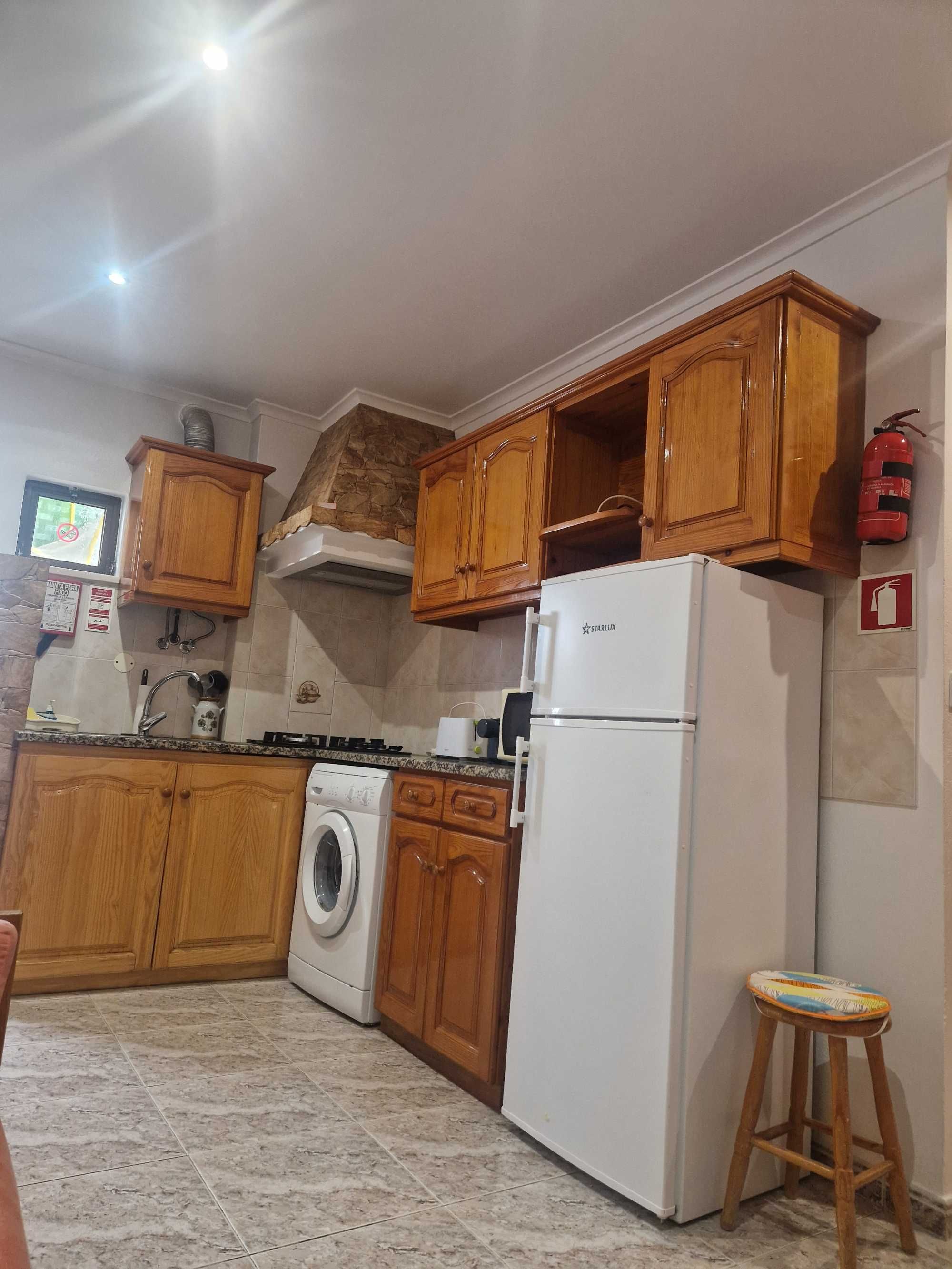 Aljezur-Apartamento T1 para professores a 500m da escola.