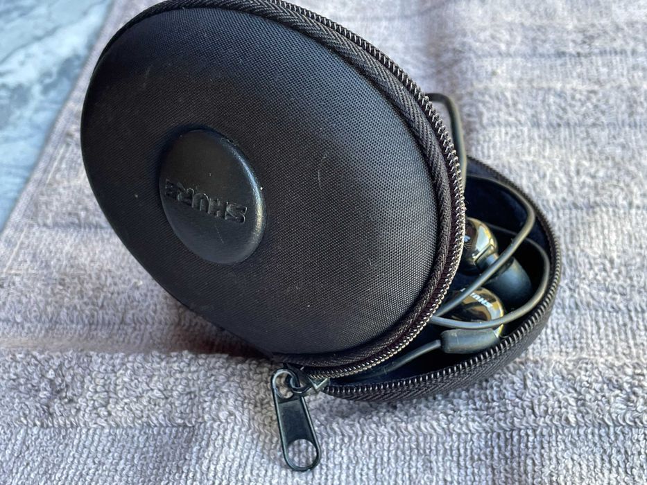 Auriculares Intra-auriculares SHURE SE530