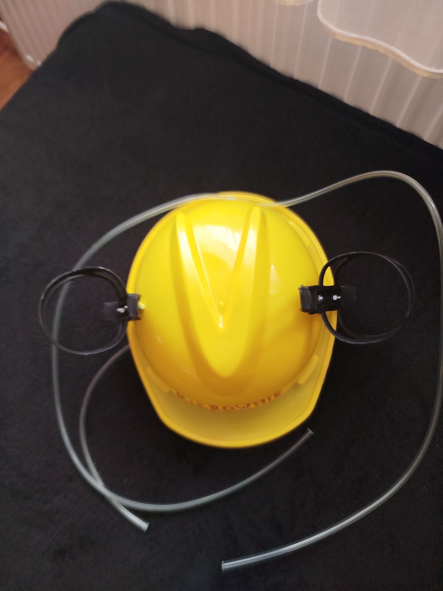 Kask " Kierownik Imprezy"