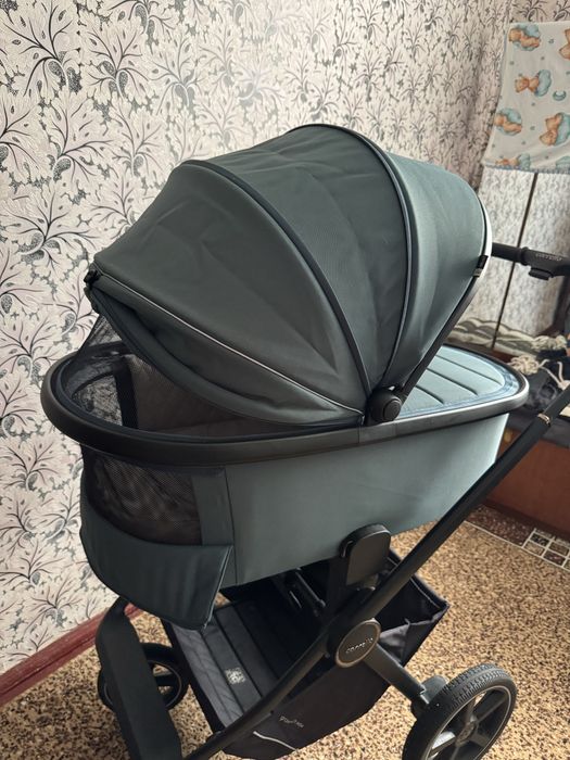 Дитяча коляска Carrello Ultima 3в1 (люлька + автокрісло + прогулянка)