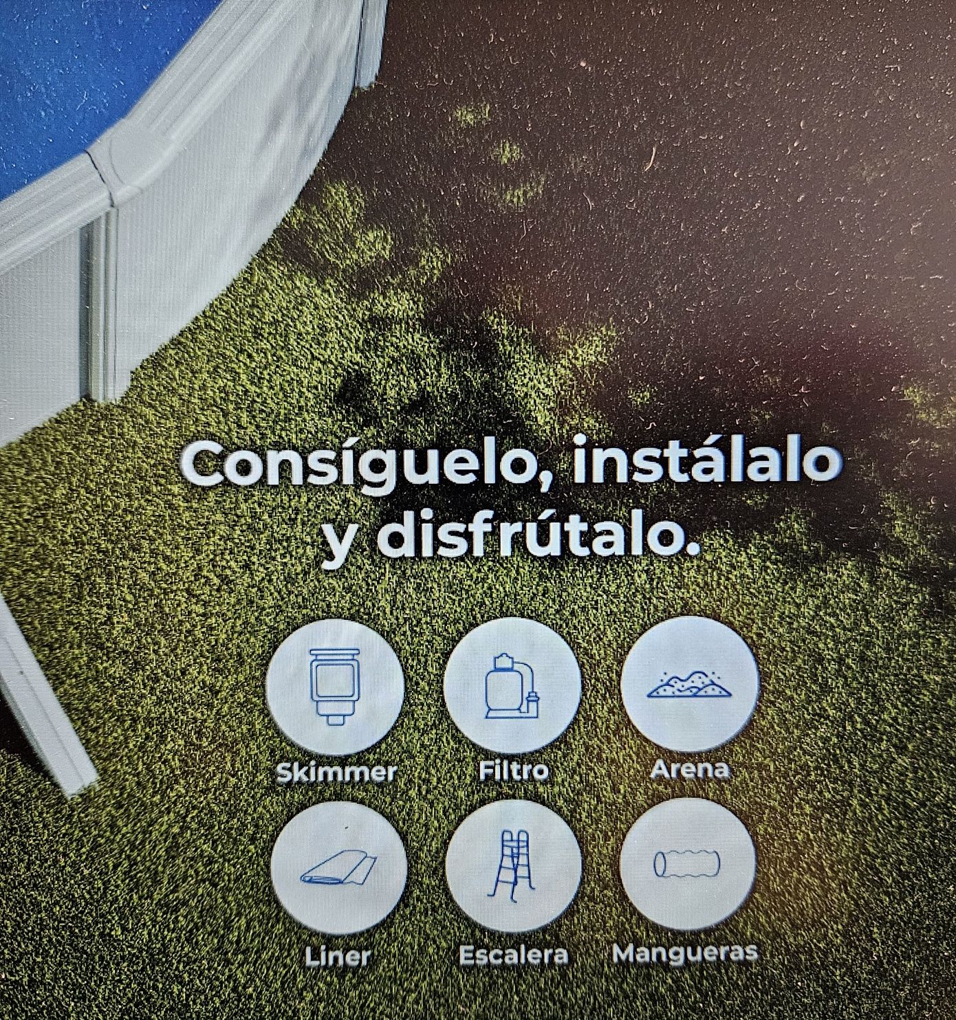 Piscina oval desmontável 7.3x3.6m (SEMI NOVA!)