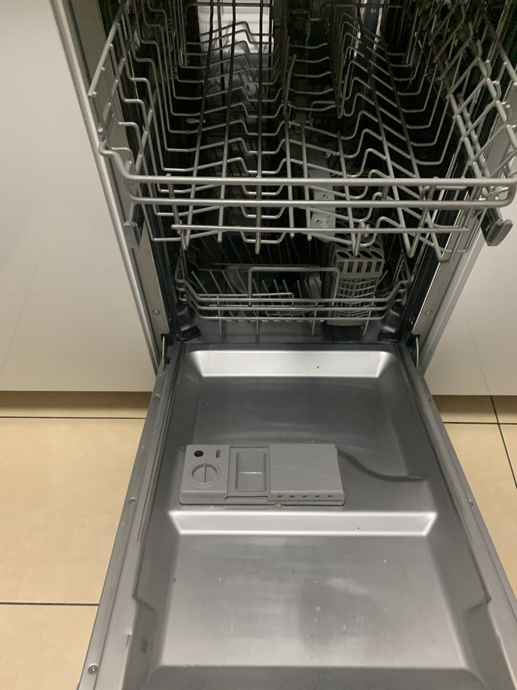 Zmywarka Amica ZWM436