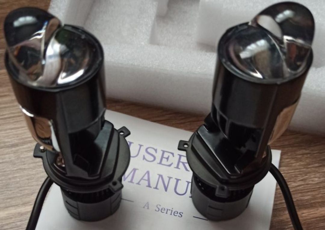 BI LED лампы H4 с линзой СУПЕРСВЕТ!!! Цена за комплект