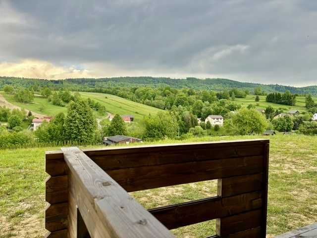 Bieszczady domek na działce z widokiem