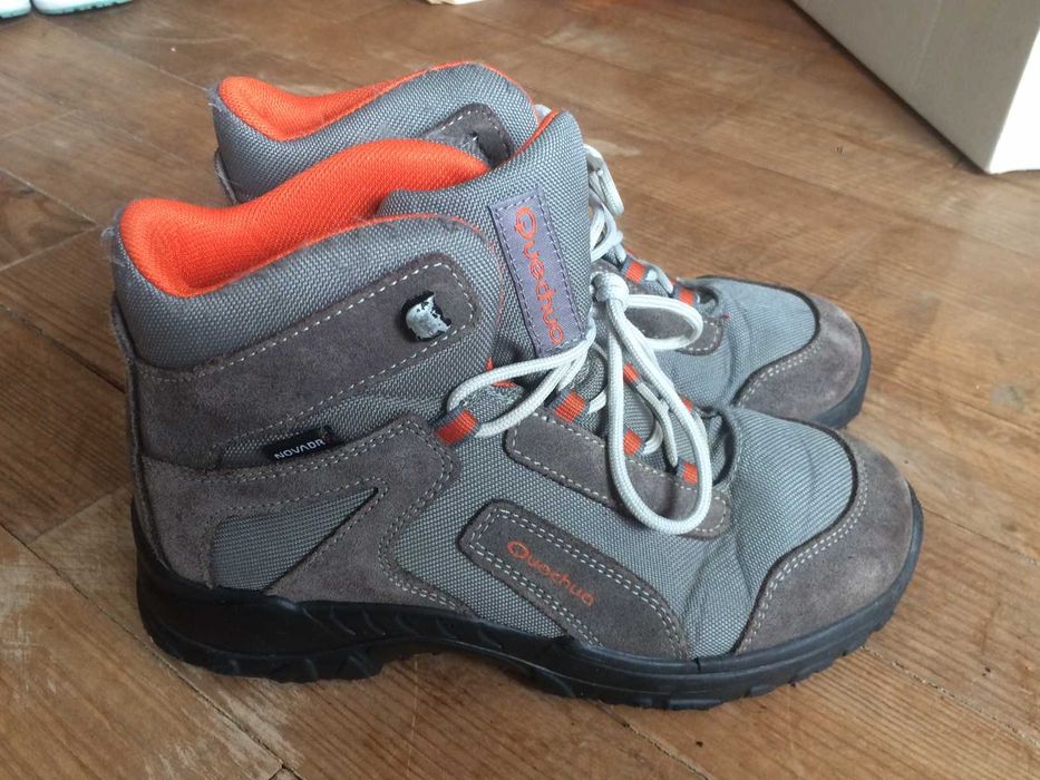 Botas de Inverno para Criança e bom estado