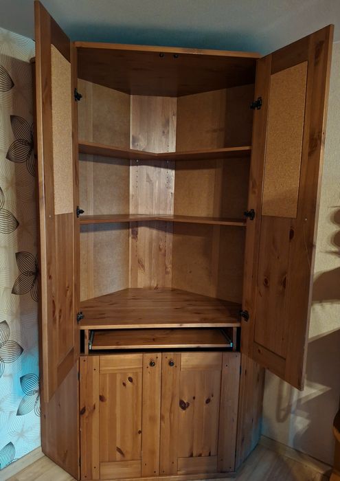 Biuro narożne/szafa  z drewna sosnowego