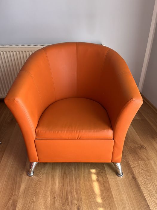 Fotel pomarańczowy eko skóra