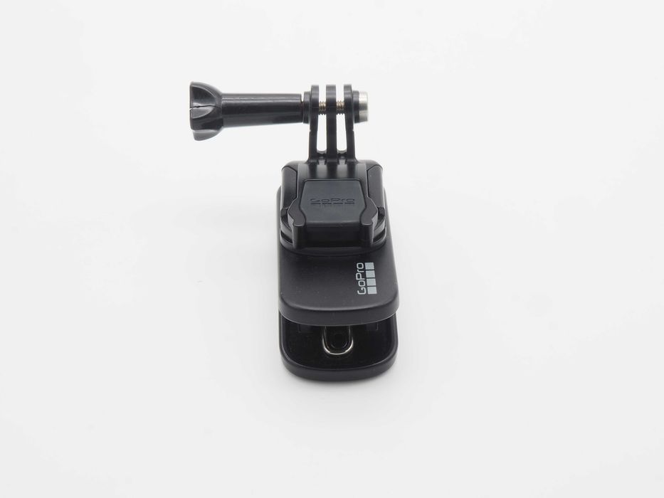 GoPro Clip (ATCLP-001) – Oryginalny uchwyt z magnesem i obrotem 360°