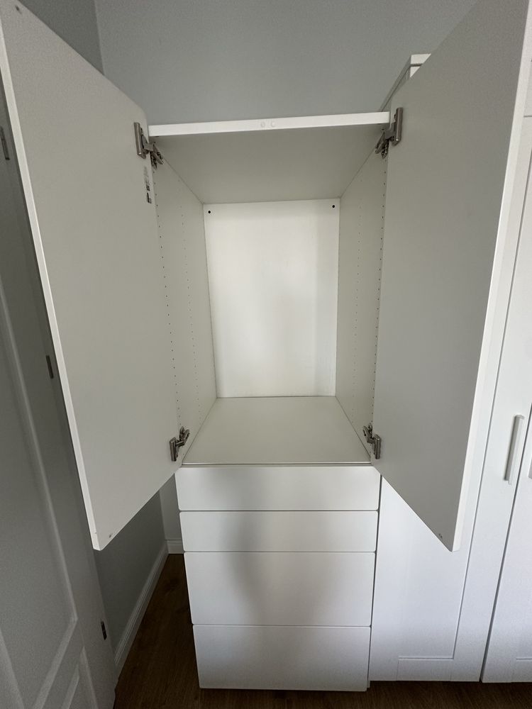 Biała szafa Ikea SMÅSTAD / PLATSA