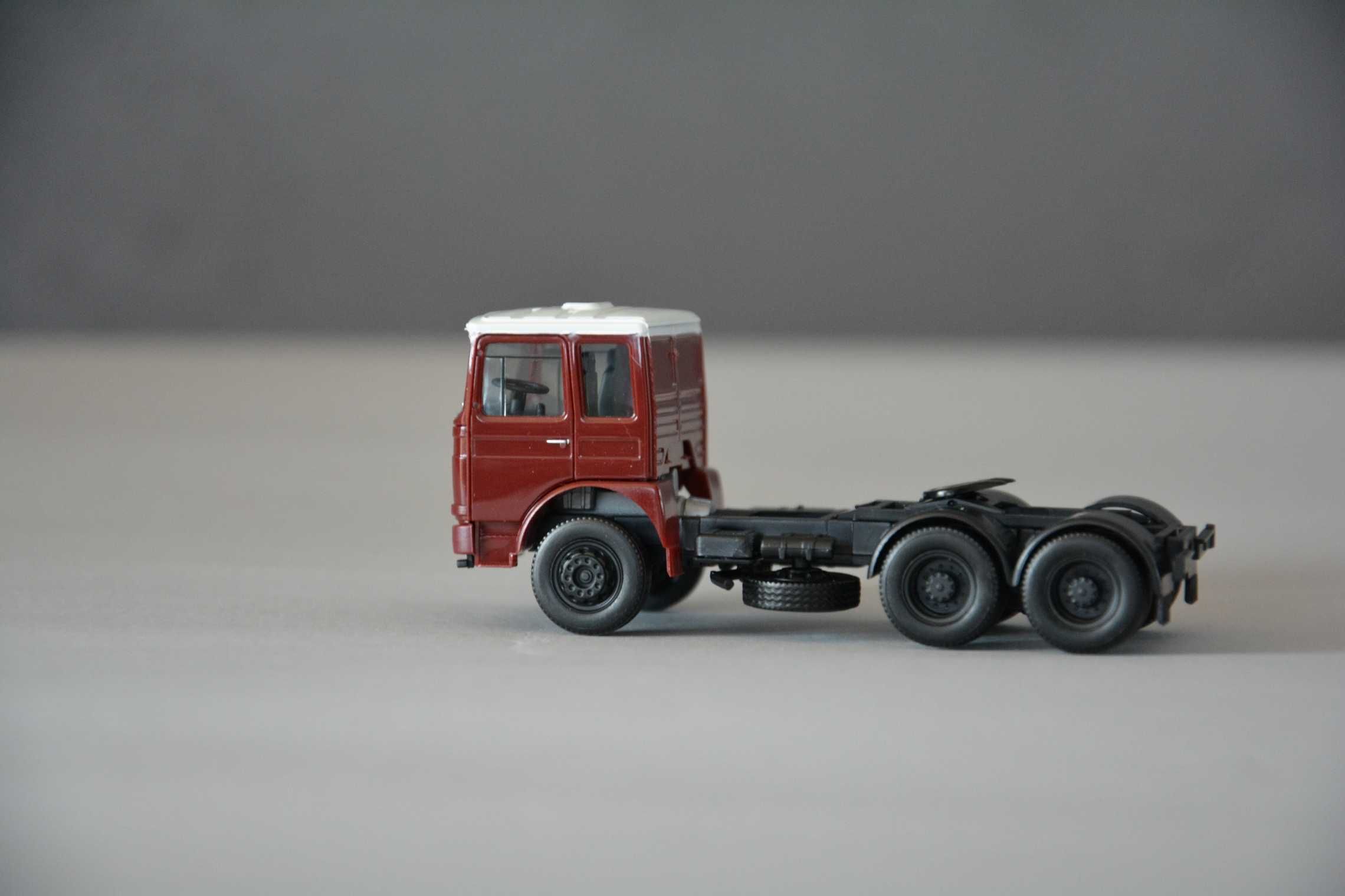 1:87 (H0) Herpa 310567 - Roman Diesel 6x4