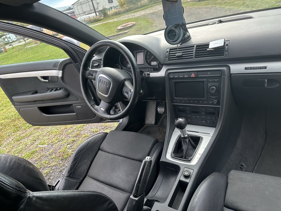 Audi A4B7 3.0 S-line