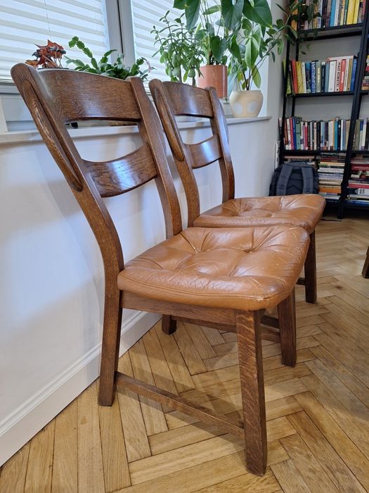 Krzesła tapicerowane, skórzane