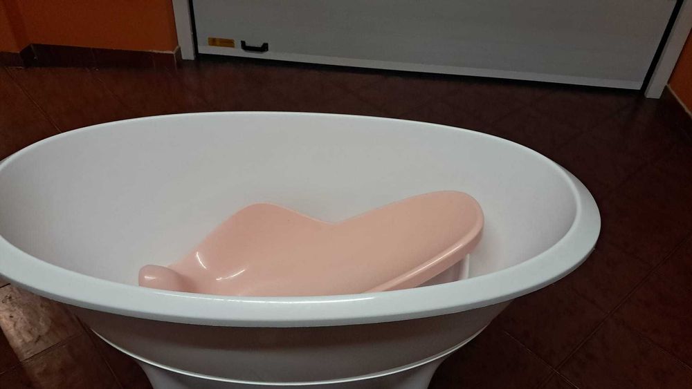 Banheira Luma Babycare + Assento Rosa | Como Nova | Oeiras