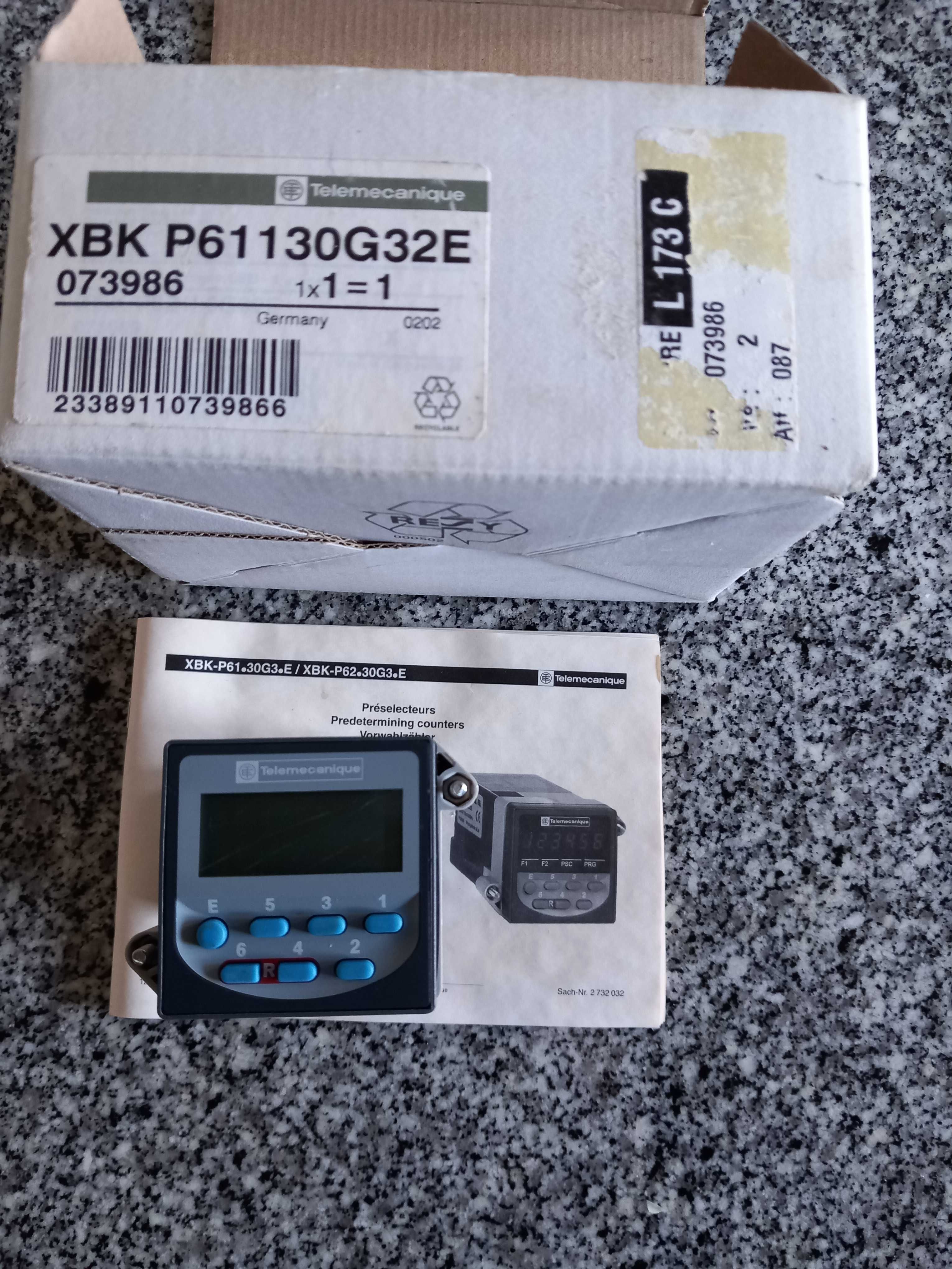 Contador multifunción - Display LCD de 6 dígitos - 230 V AC
