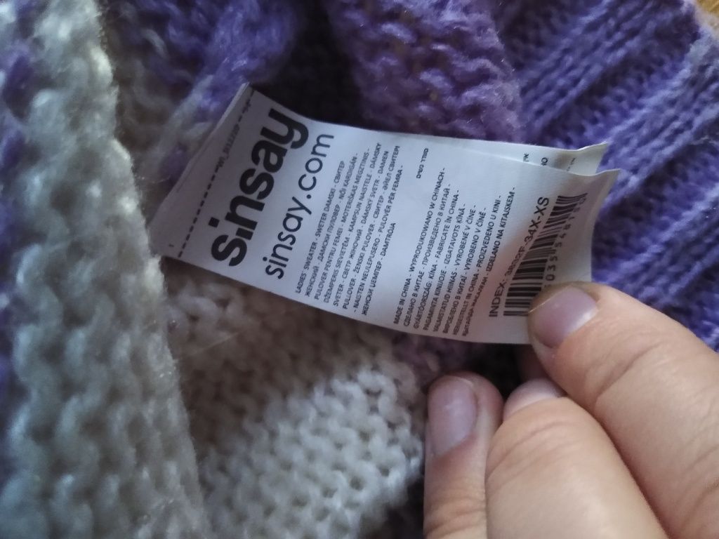 Sweter w paski liliowy