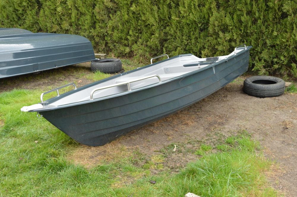 Łódź wiosłowa, łódka wędkarska,łodzie 380