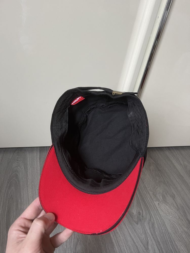 Кепка Hilti