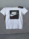 Nike  T-shirt  chlopięcy 104-110 cm.Nowy