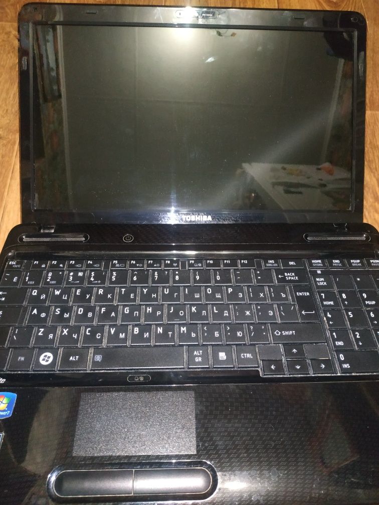 Ноутбук Toshiba satellite l 650 d